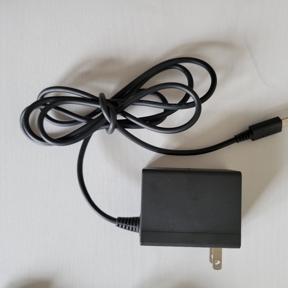 Nintendo switch console bundle - Picture 5 of 9